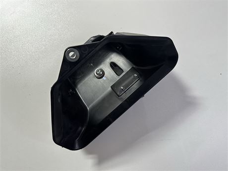 2015 - 19 Yamaha R1 Front RamAir Frame Cover With o2 Sensor