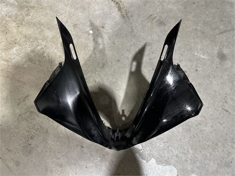 2009 - 11 Yamaha R1 Black Front Headlight Fairing